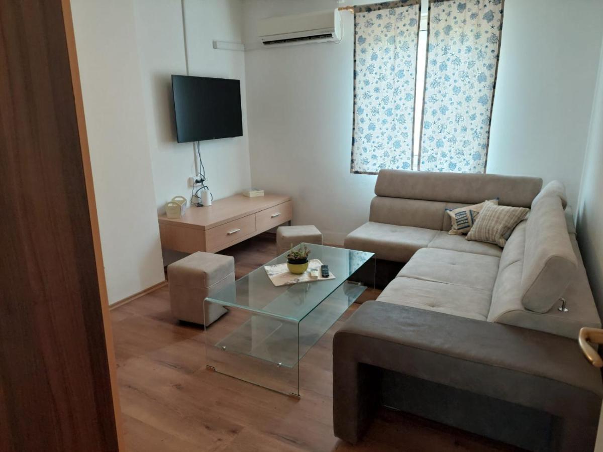 Apartment Galeb Lukovo Šugarje Dış mekan fotoğraf