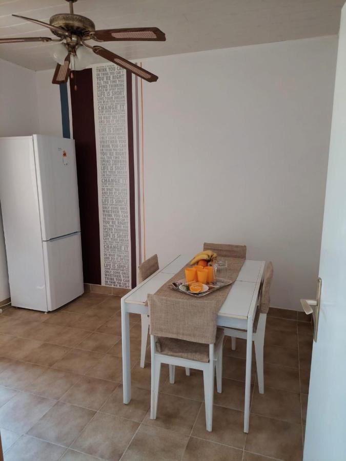 Apartment Galeb Lukovo Šugarje Dış mekan fotoğraf