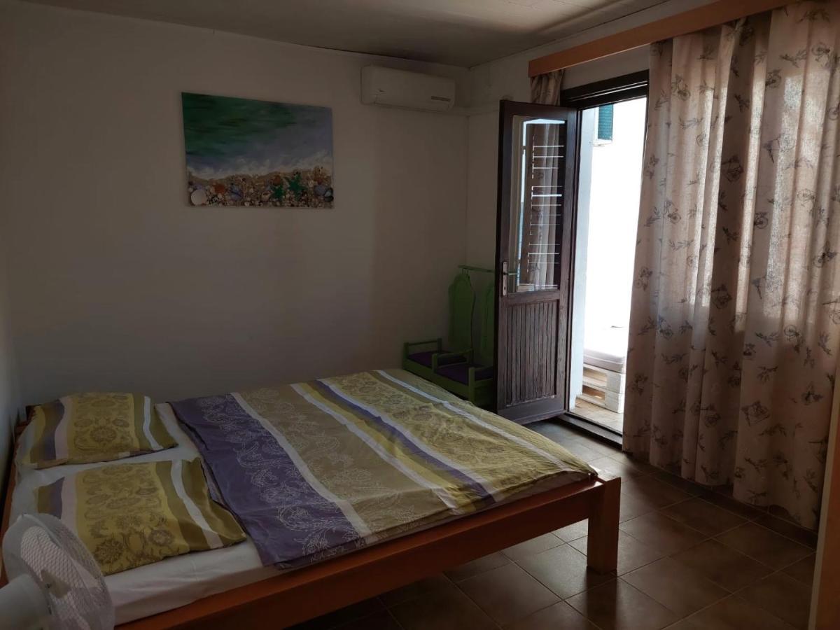Apartment Galeb Lukovo Šugarje Dış mekan fotoğraf
