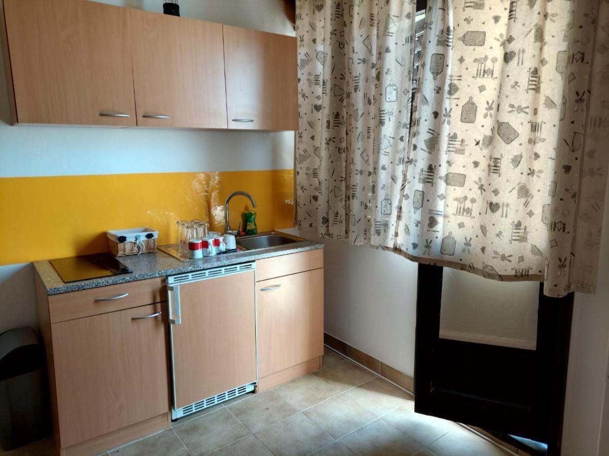 Apartment Galeb Lukovo Šugarje Dış mekan fotoğraf
